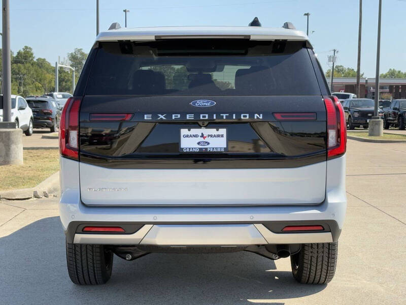 2025 Ford Expedition Platinum