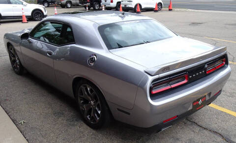 2016 Dodge Challenger SXT