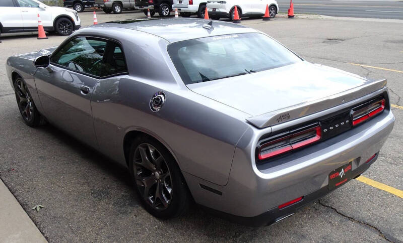2016 Dodge Challenger SXT
