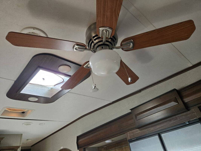 2016 Keystone RV Montana