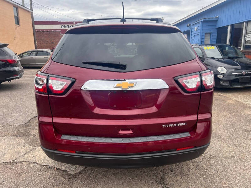 2016 Chevrolet Traverse LT