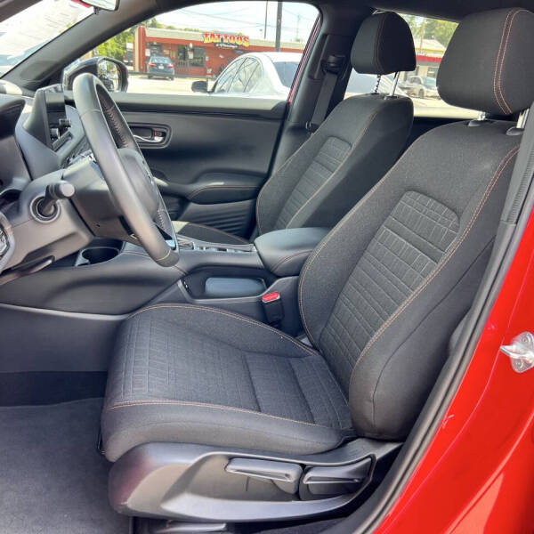 2025 Honda HR-V Sport