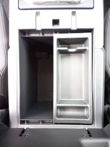 2024 Nissan Titan XD SV