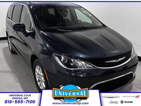 2020 Chrysler Pacifica Touring