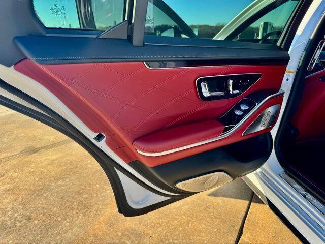 2025 Mercedes-Benz S-Class AMG S 63 E Performance