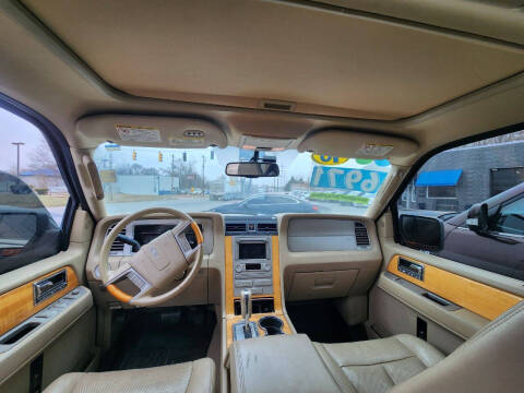 2010 Lincoln Navigator L