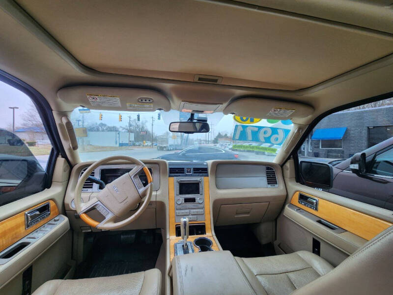 2010 Lincoln Navigator L