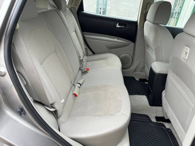 2015 Nissan Rogue Select S