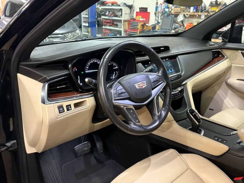 2019 Cadillac XT5 Luxury