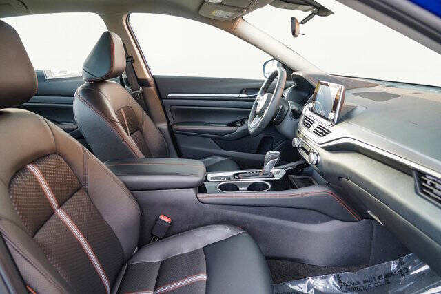 2025 Nissan Altima 2.5 SR