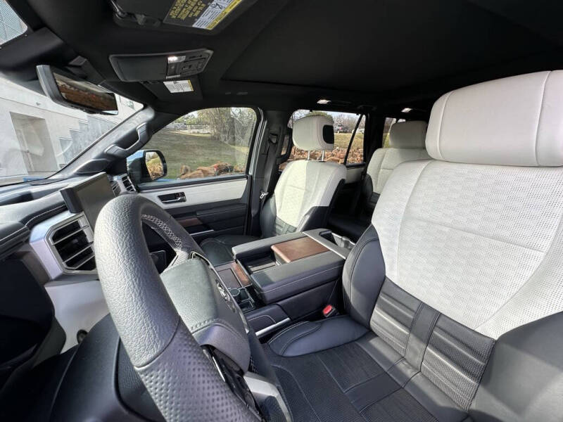 2025 Toyota Sequoia Capstone