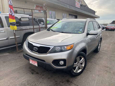 2013 Kia Sorento for sale at Six Brothers Mega Lot in Youngstown OH
