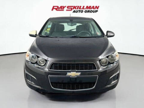 2015 Chevrolet Sonic LT Auto