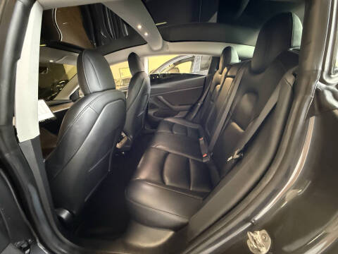 2020 Tesla Model 3 Standard Range Plus