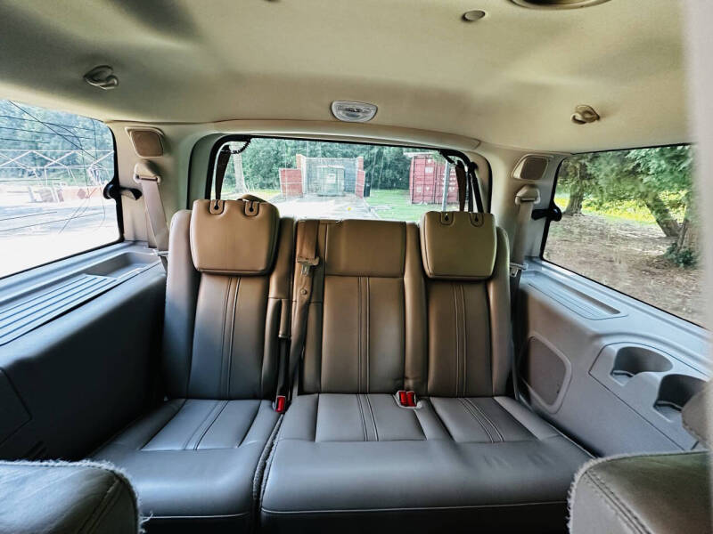 2016 Lincoln Navigator Select