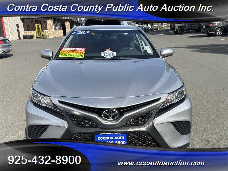 2020 Toyota Camry SE
