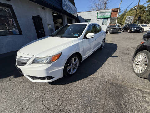 2013 Acura ILX 2.0L w/Premium