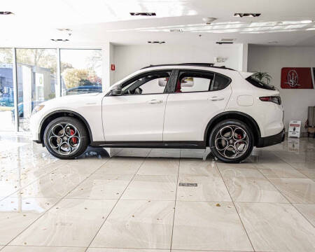 2025 Alfa Romeo Stelvio