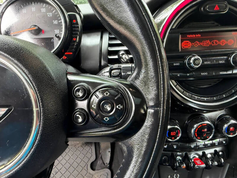 2015 MINI Hardtop 4 Door Cooper