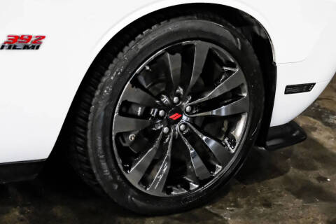 2013 Dodge Challenger SRT8 Core