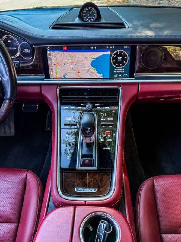 2018 Porsche Panamera 4 E-Hybrid