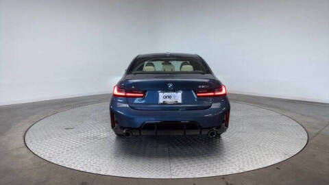 2025 BMW 3 Series 330i xDrive