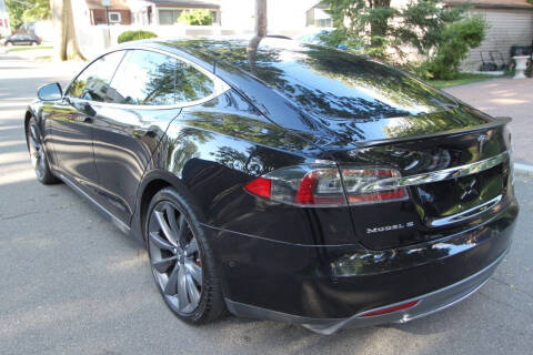 2016 Tesla Model S P90D