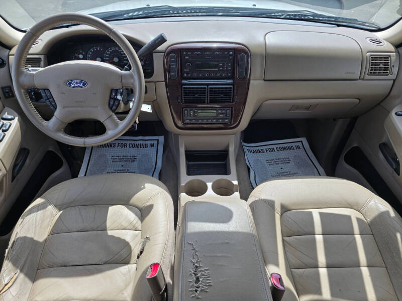 2004 Ford Explorer Limited