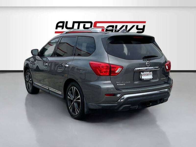 2019 Nissan Pathfinder Platinum