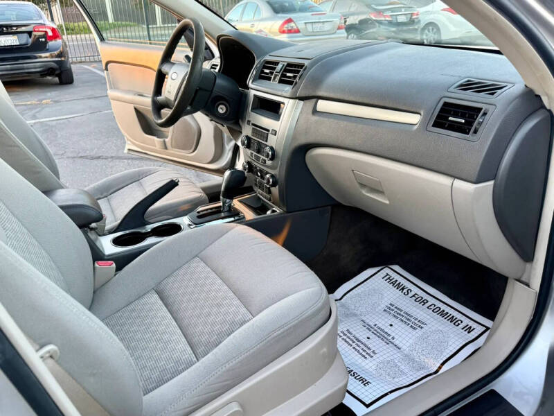 2011 Ford Fusion SE