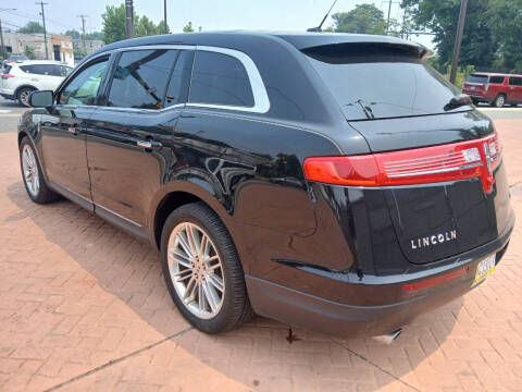 2019 Lincoln MKT