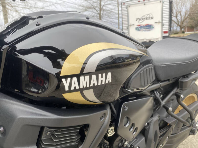 2023 Yamaha XSR700