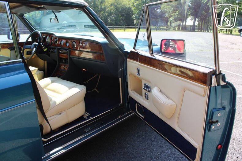 1989 Rolls-Royce Corniche