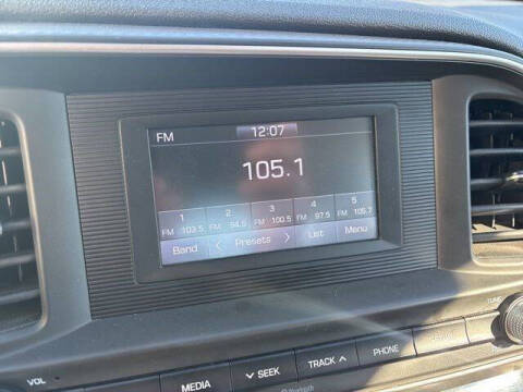 2019 Hyundai Elantra