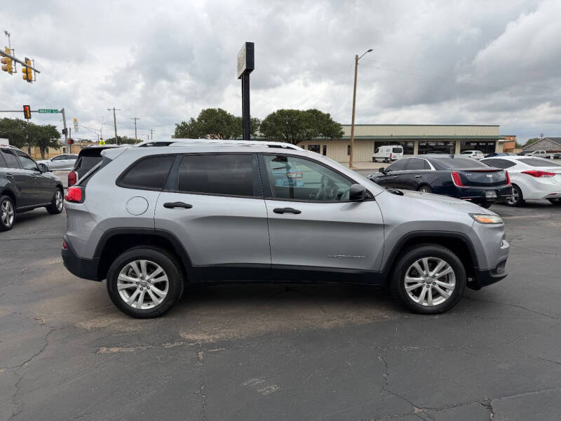 2015 Jeep Cherokee Sport