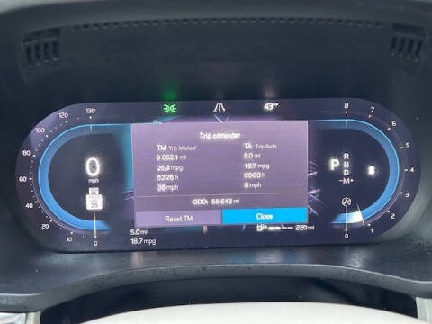 2022 Volvo XC60 B5 Momentum