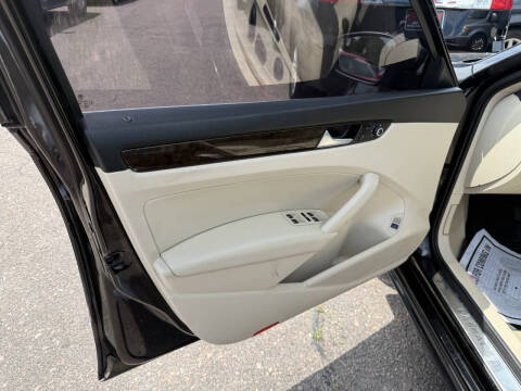 2015 Volkswagen Passat 2.0L TDI SEL Premium