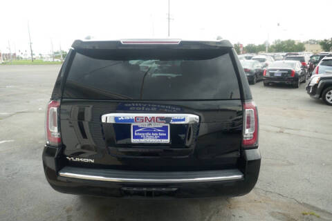 2017 GMC Yukon Denali