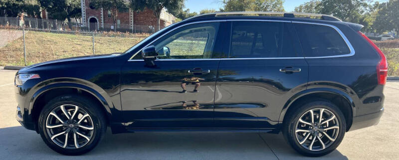 2018 Volvo XC90 T6 Momentum