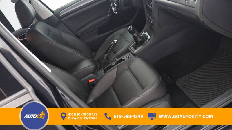 2020 Volkswagen Golf TSI