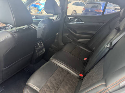 2021 Nissan Maxima 3.5 SR