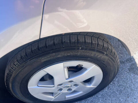 2011 Toyota Prius Two