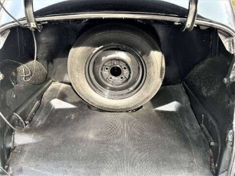 1946 Ford Super Deluxe