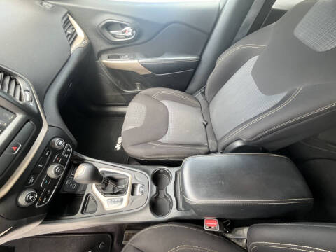 2017 Jeep Cherokee Latitude
