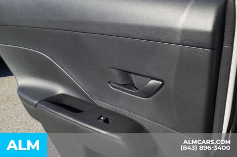 2025 Hyundai Kona SE