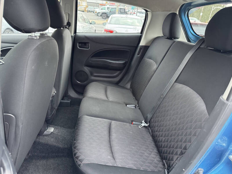 2023 Mitsubishi Mirage ES