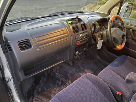 2001 Suzuki Solio