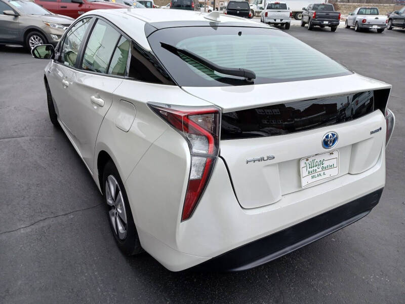 2016 Toyota Prius Two Eco