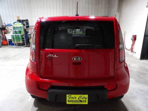 2011 Kia Soul +