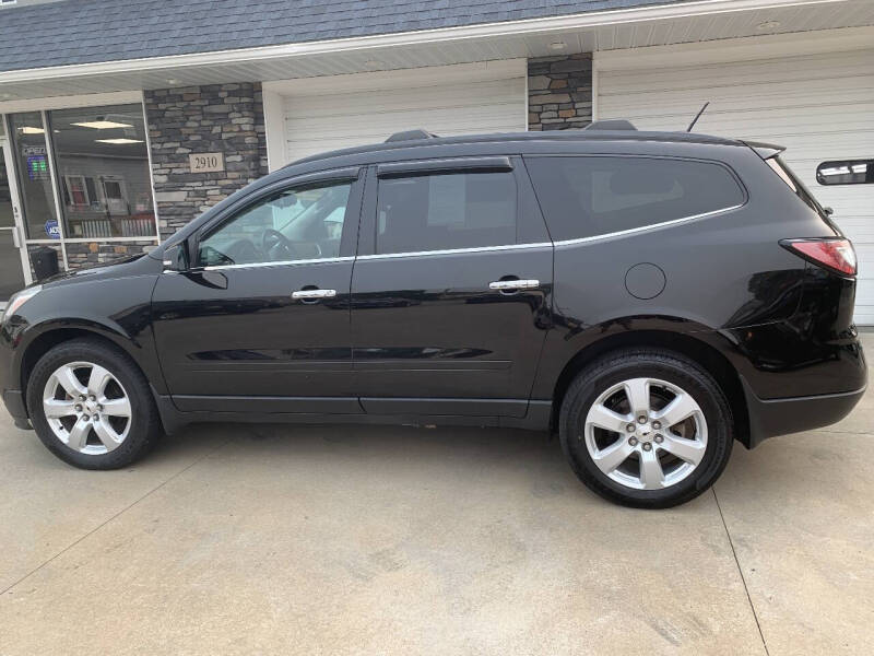 2017 Chevrolet Traverse LT